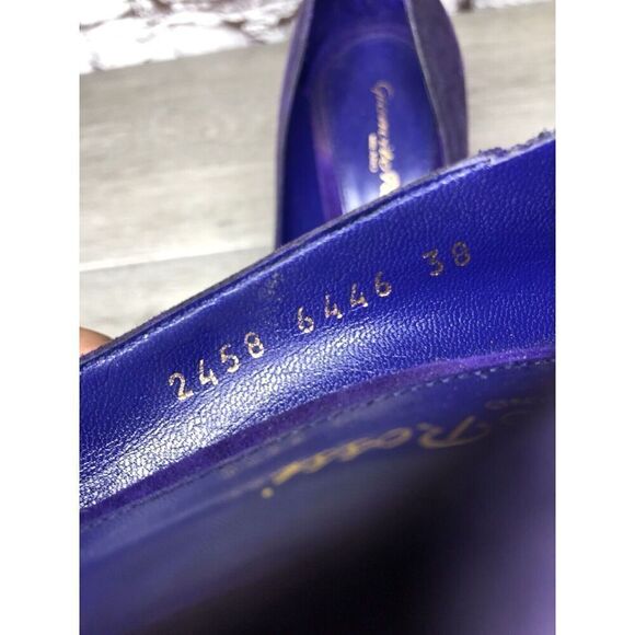 Gianvito Rossi Purple Velvet Suede Pointed Toe Stilettos Heels Women Sz 38EU/7.5 - Picture 9 of 16